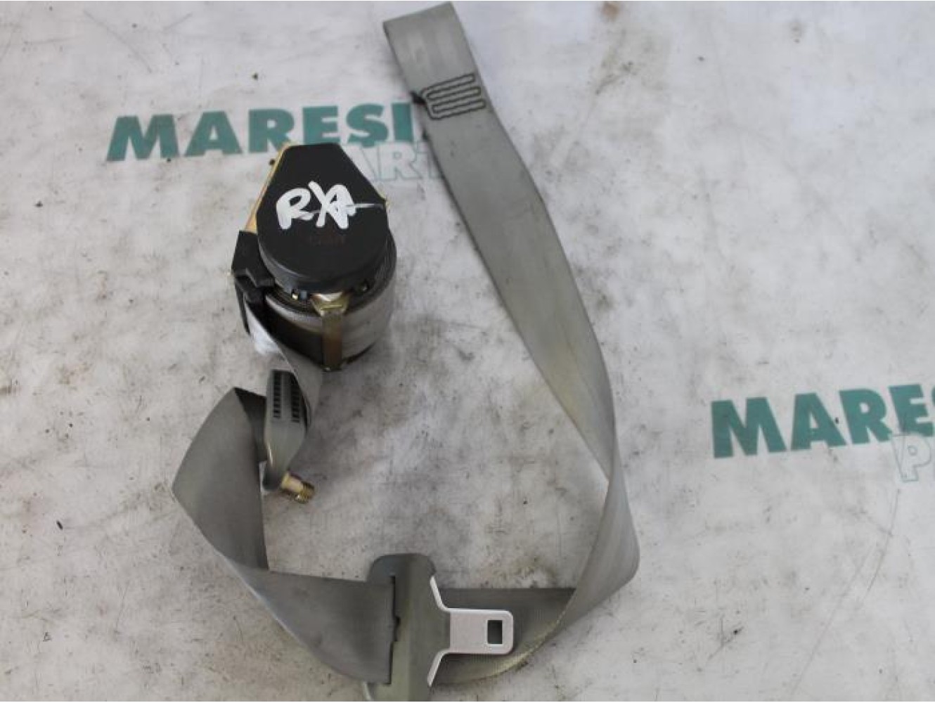 Renault - Twingo - Front seatbelt, right