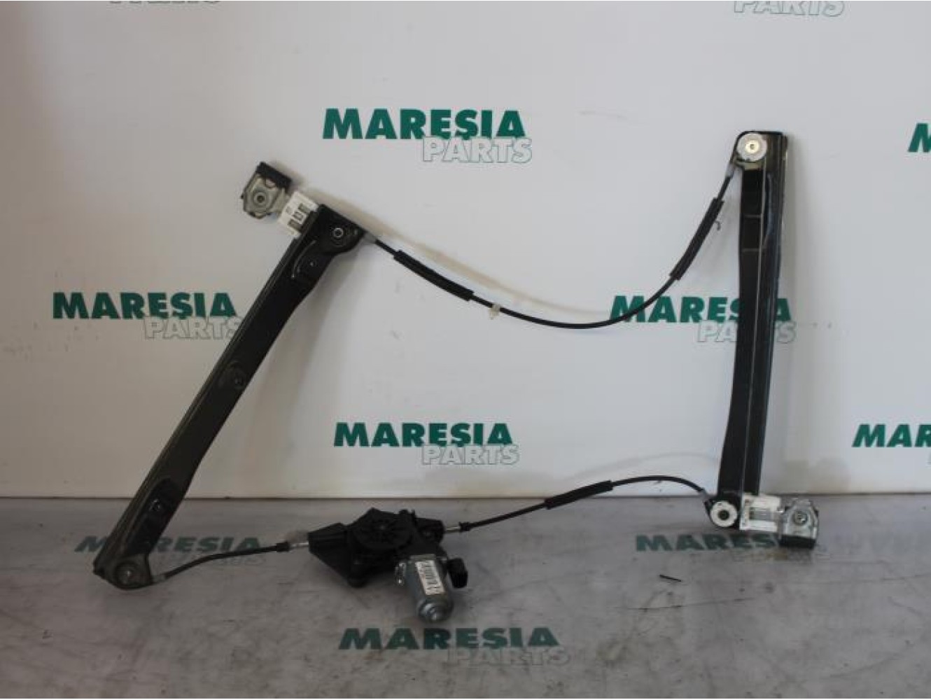 Alfa Romeo - 159 - Window mechanism 4-door, front right