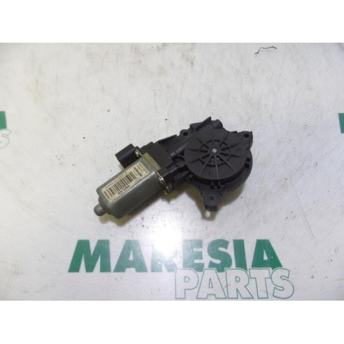 Alfa Romeo - 159 - Rear door window mechanism 4-door, right