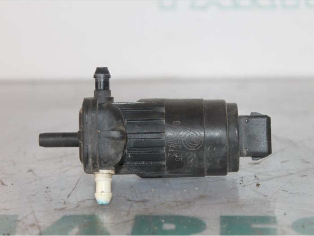 Alfa Romeo - 159 - Scheibensprüherpumpe vorne
