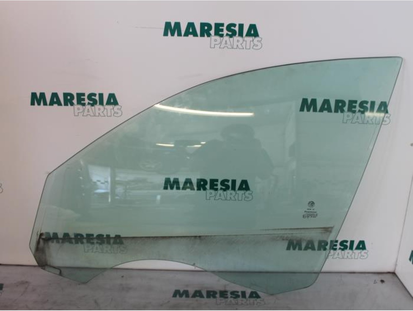 Alfa Romeo - 159 - Door window 4-door, front left