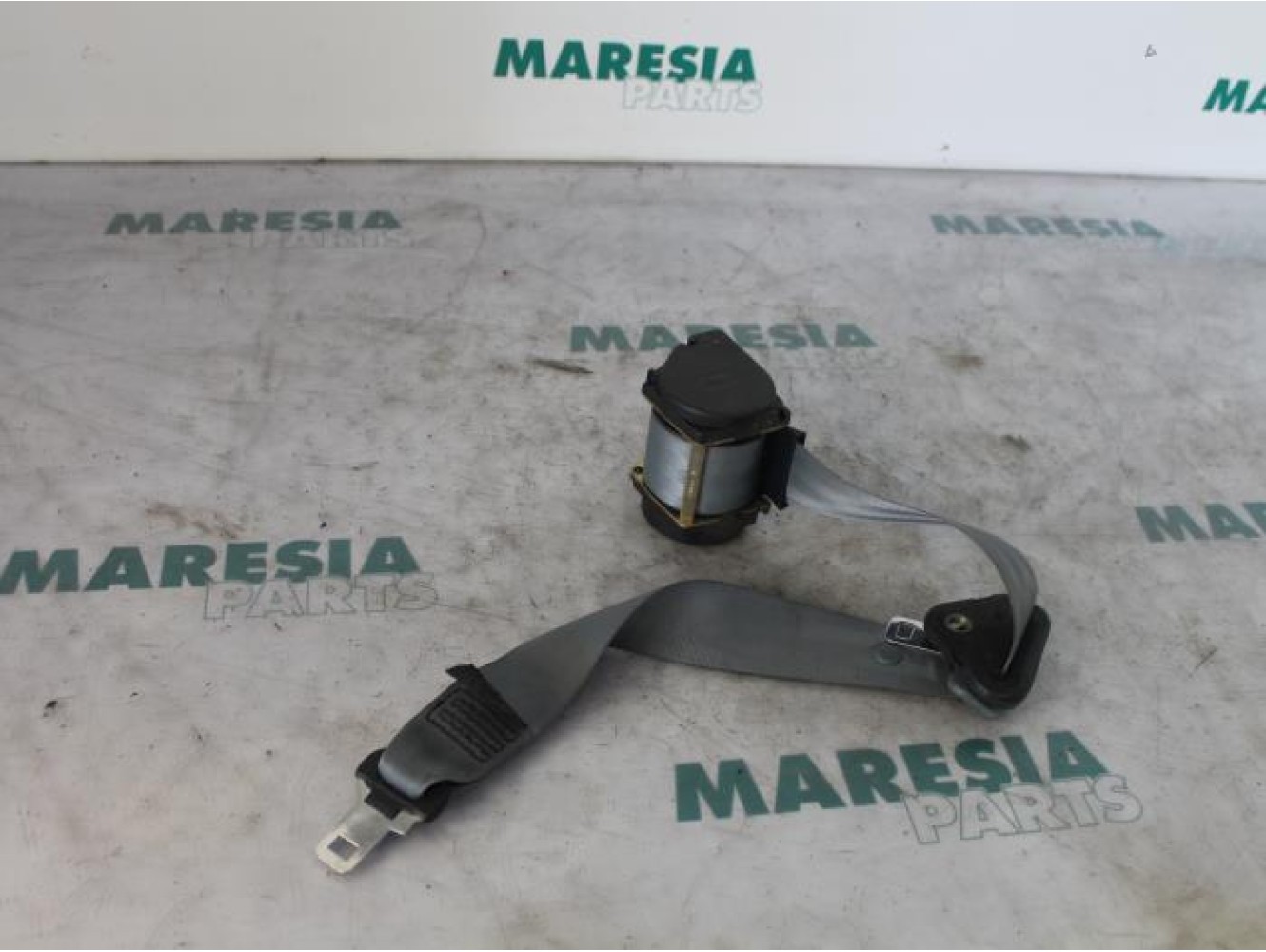 Renault - Megane - Sicherheitsgurt links hinten
