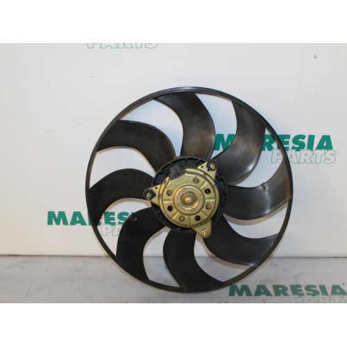 Fiat - Doblo - Fan motor