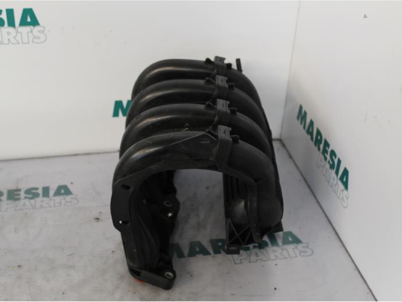 Peugeot - 207 - Intake manifold