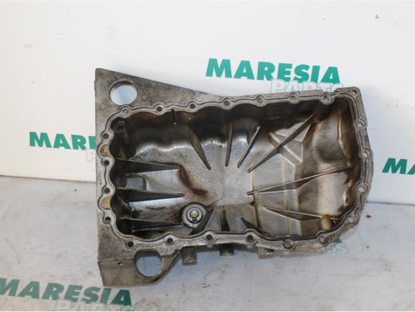 Renault - Megane Scenic - Sump