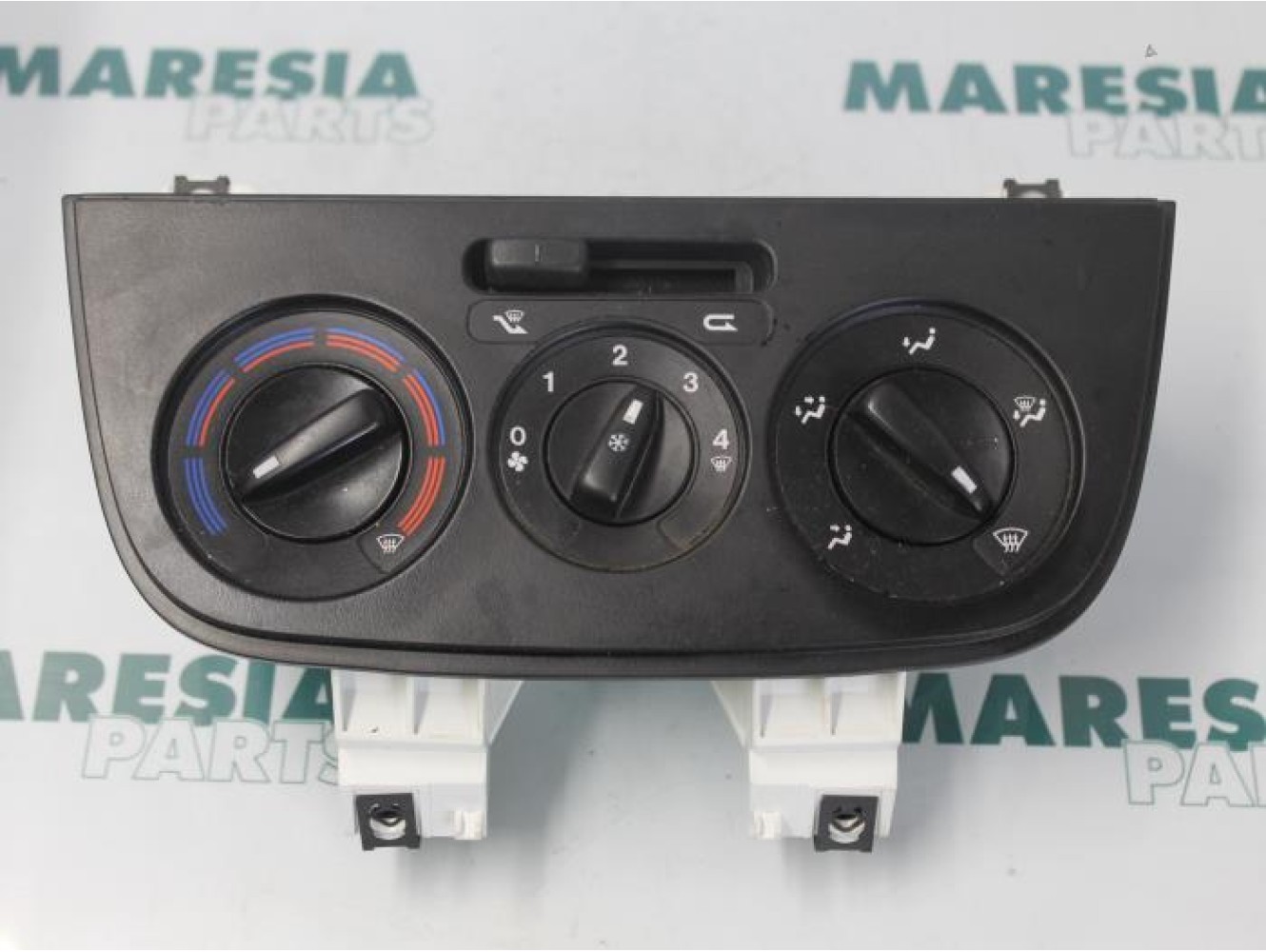 Fiat - Fiorino - Panneau de commandes chauffage