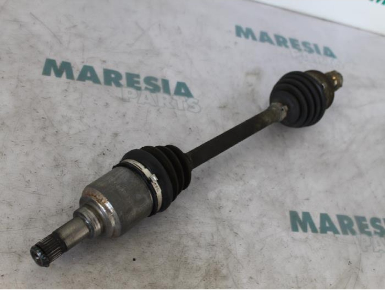Fiat - Panda - Aandrijfas links-voor