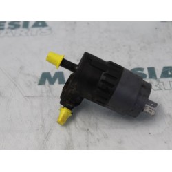 Fiat - Panda - Scheibensprüherpumpe vorne
