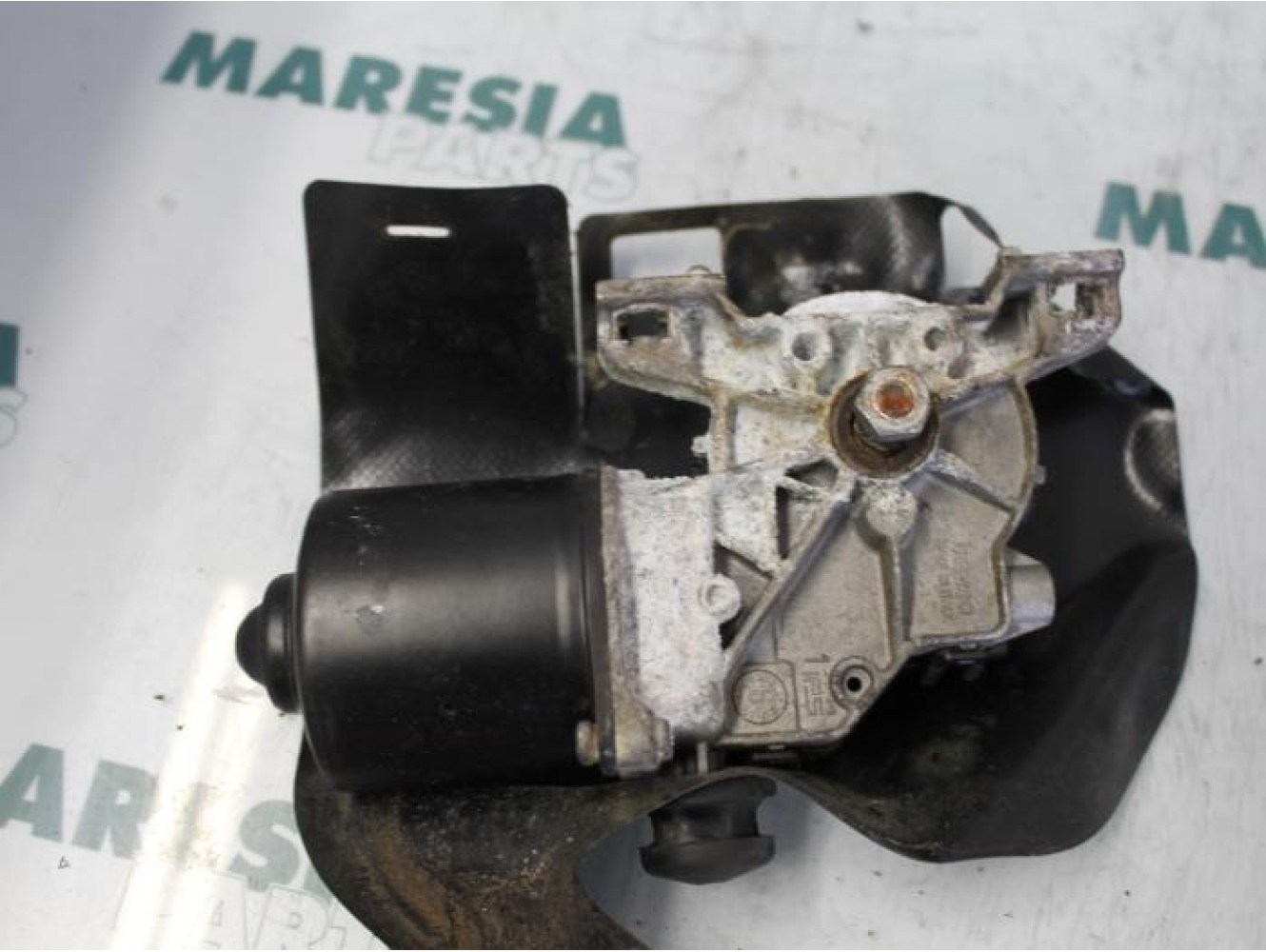 Fiat - Panda - Scheibenwischermotor vorne