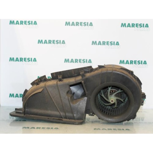Renault - Clio - Heating and ventilation fan motor