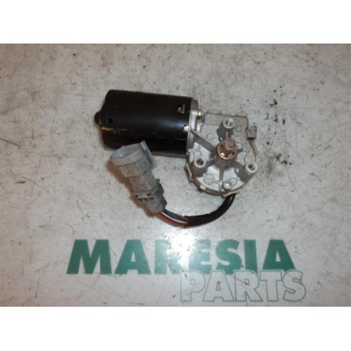 Renault - Clio - Front wiper motor
