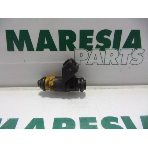 Renault - Megane Scenic - Injector (petrol injection)