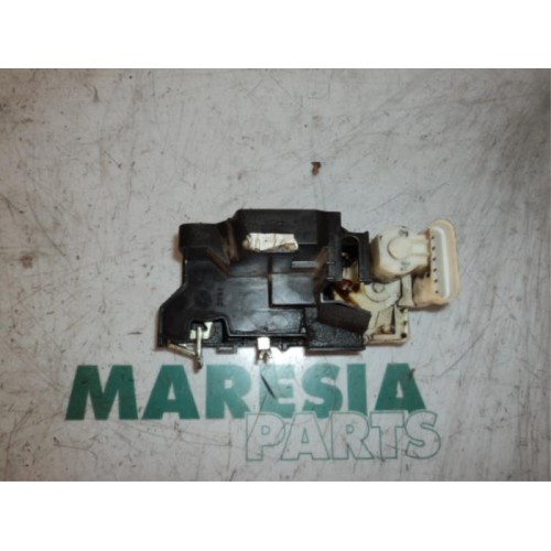 Fiat - Doblo - Door lock mechanism 2-door, right