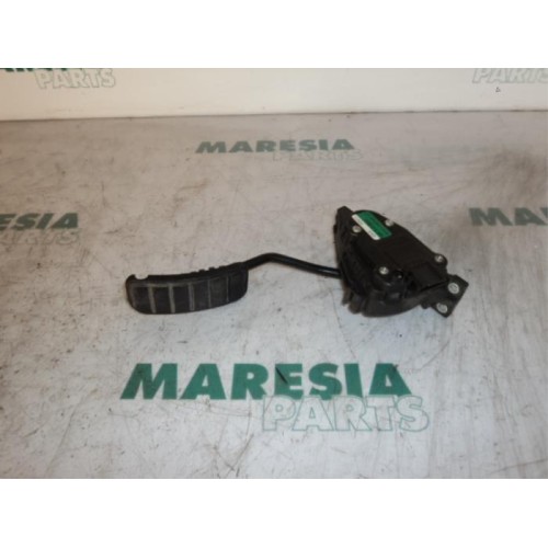 Renault - Master - Throttle pedal position sensor