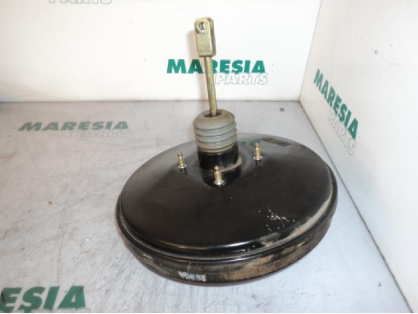 Renault - Master - Brake servo