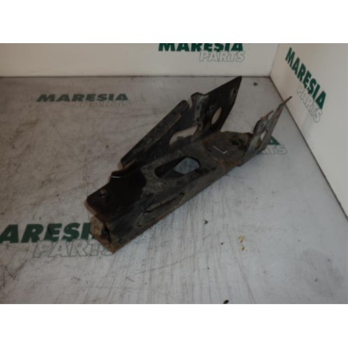 Renault - Master - Subframe