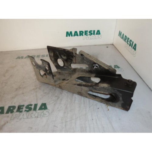 Renault - Master - Subframe