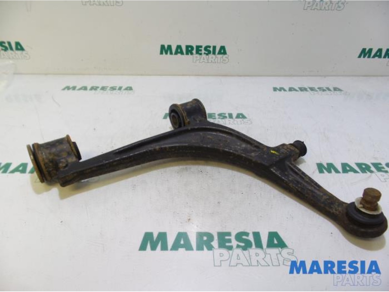 Renault - Master - Front lower wishbone, right