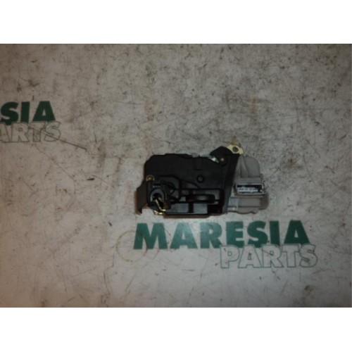 Peugeot - 307 - Front door lock mechanism 4-door, right