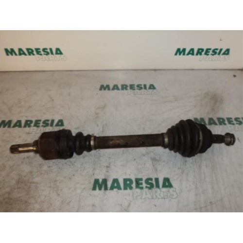 Peugeot - 307 - Aandrijfas links-voor
