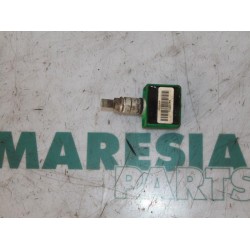 Renault - Megane Scenic - Tyre pressure sensor