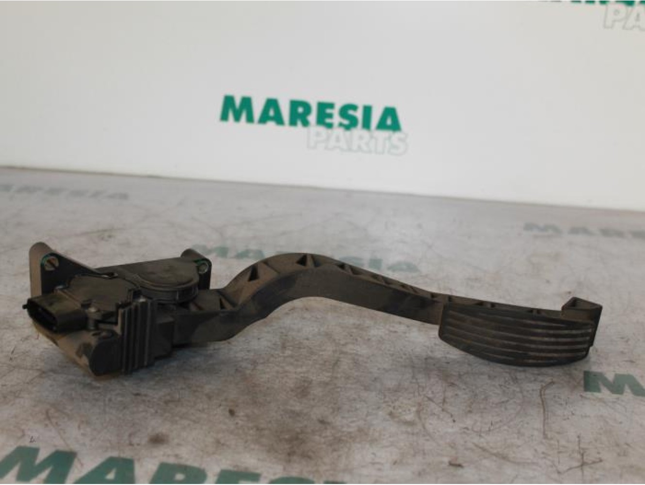 Alfa Romeo - 147 - Throttle pedal position sensor