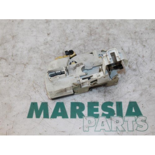 Peugeot - 307 - Door lock mechanism 4-door, front left