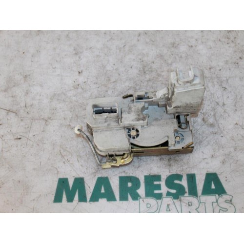 Peugeot - 307 - Front door lock mechanism 4-door, right
