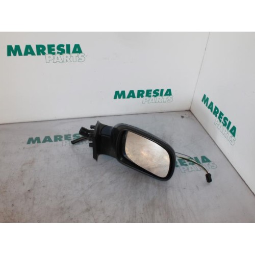 Peugeot - 307 - Wing mirror, right