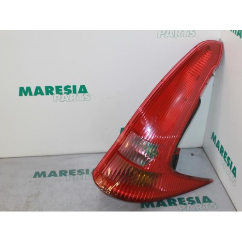 Peugeot - 206 - Taillight, right