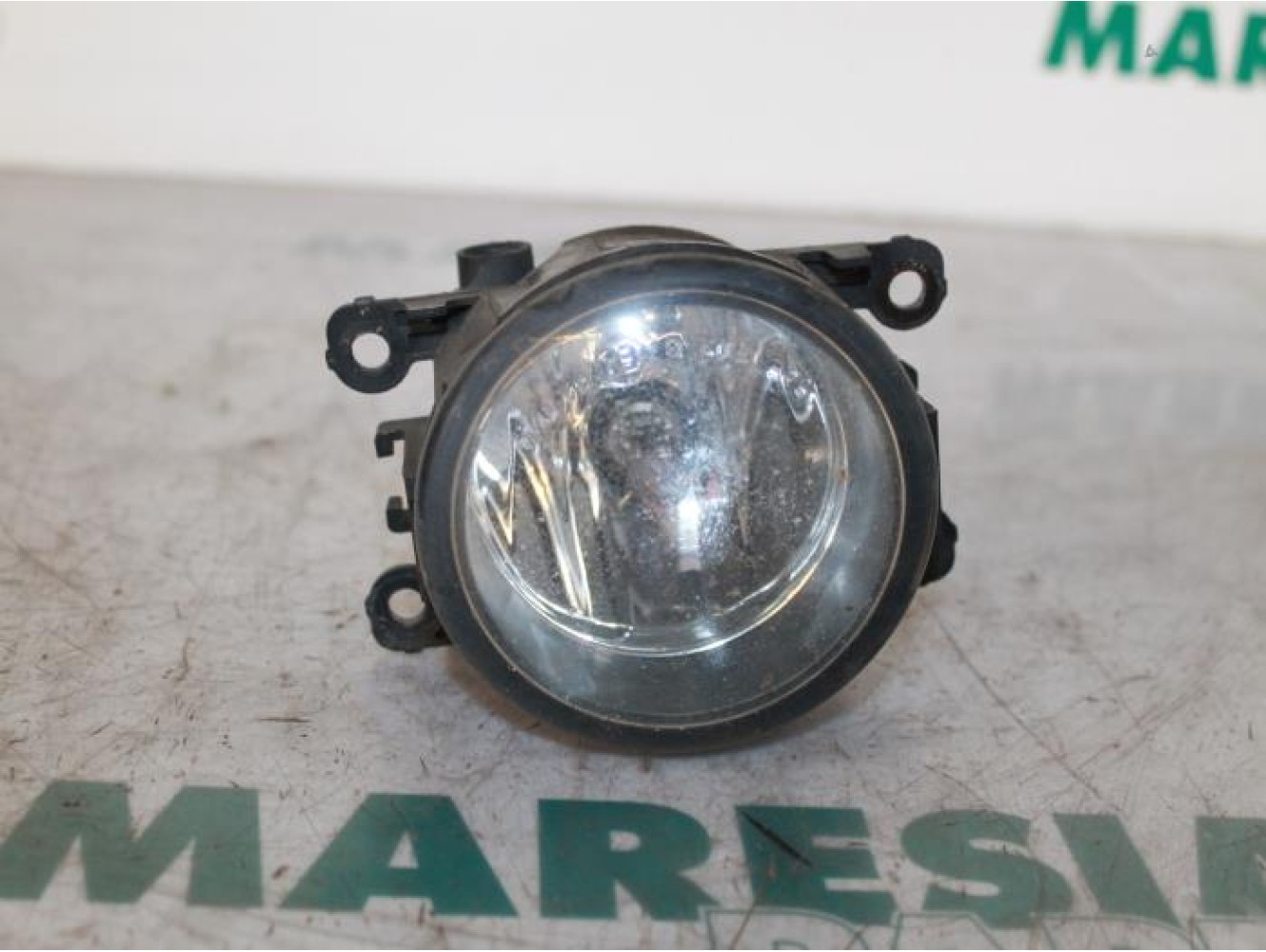 Renault - Megane - Fog light, front left