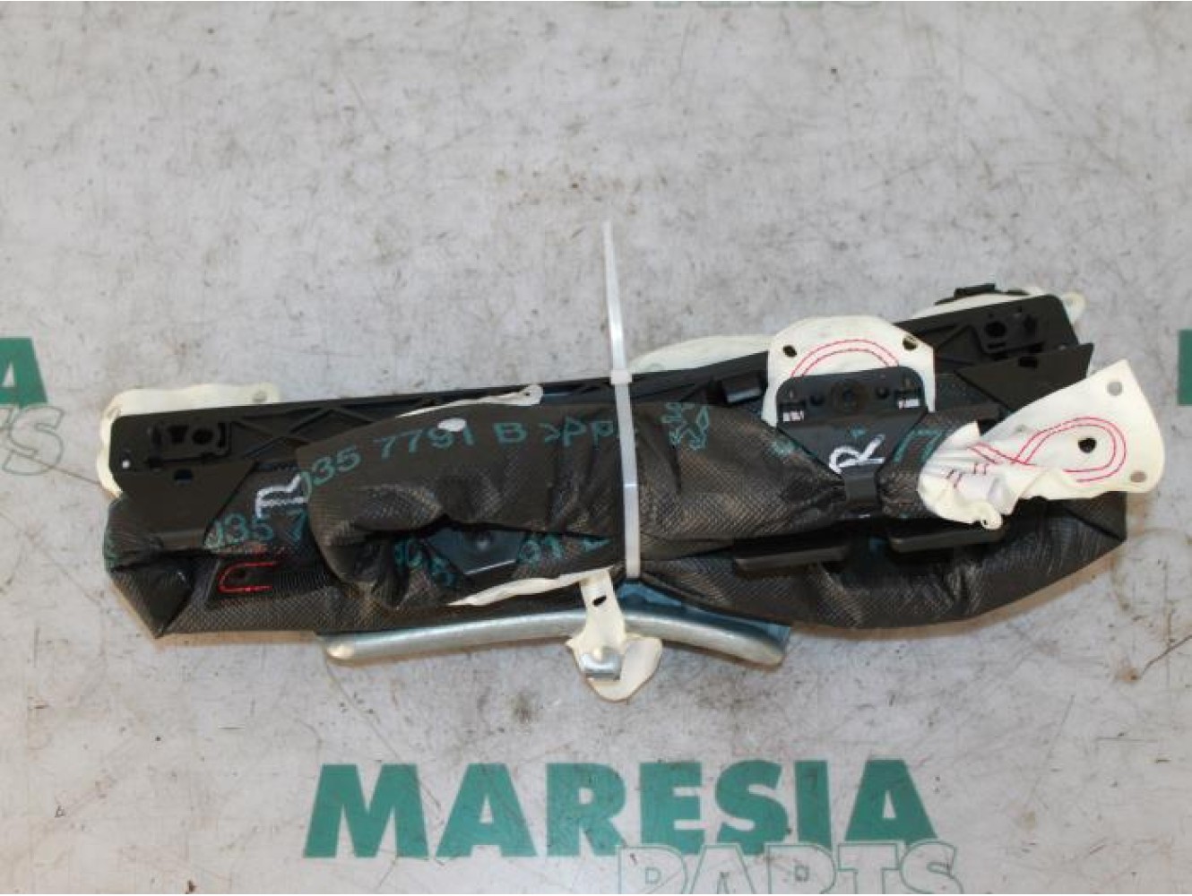 Peugeot - 206 - Airbag plafond droite