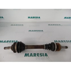 Peugeot - 206 - Aandrijfas links-voor