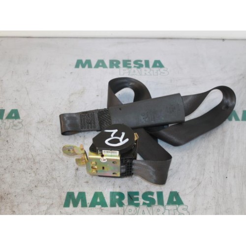 Renault - Megane - Front seatbelt, right