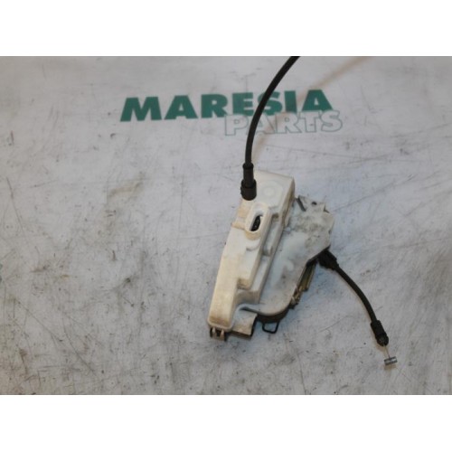 Renault - Megane - Door lock mechanism 2-door, right