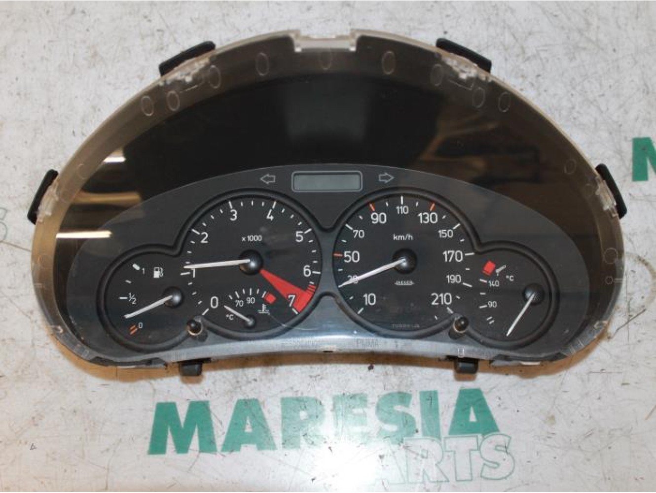 Peugeot - 206 - Instrumentenbrett