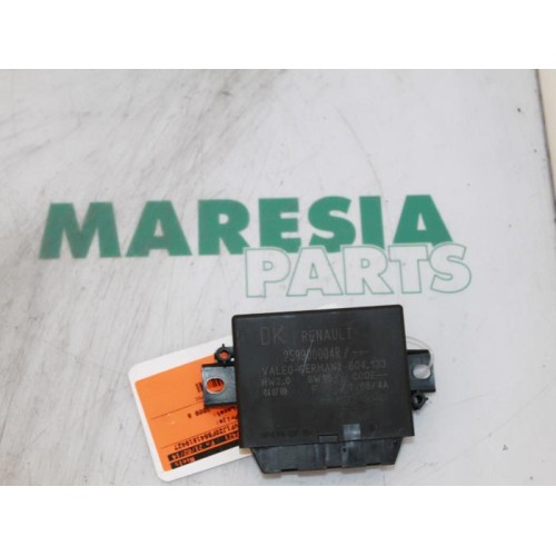 Renault - Megane Scenic - Module PDC