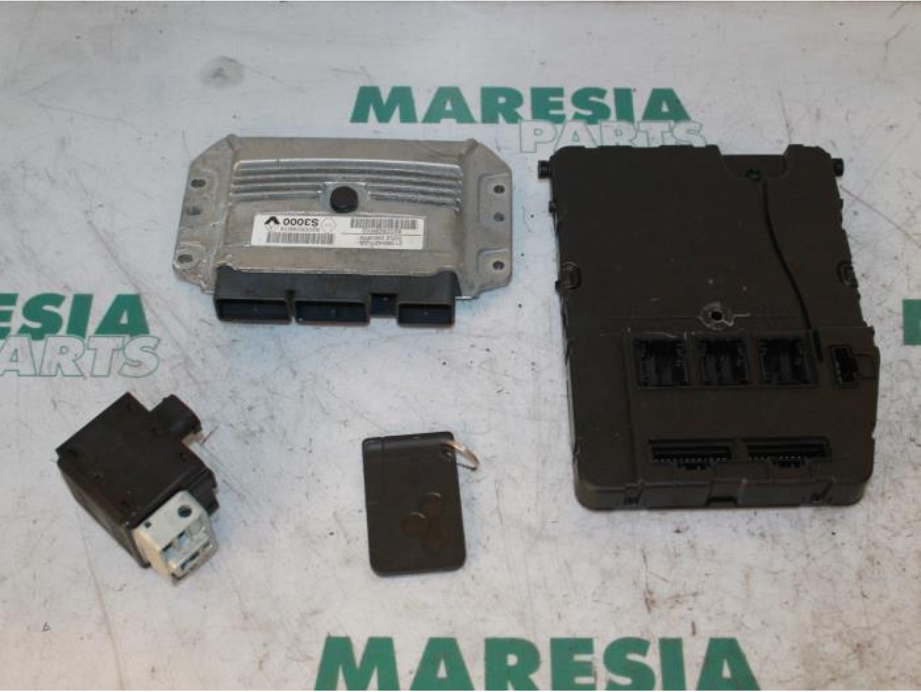 Renault - Megane Scenic - Engine management computer