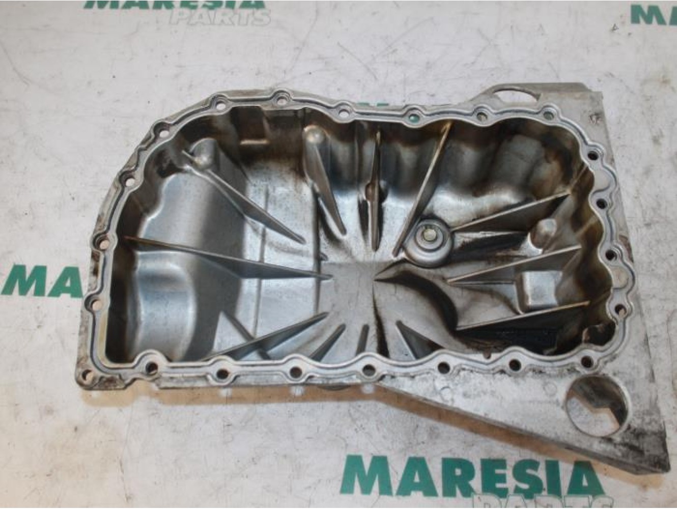 Renault - Megane Scenic - Sump