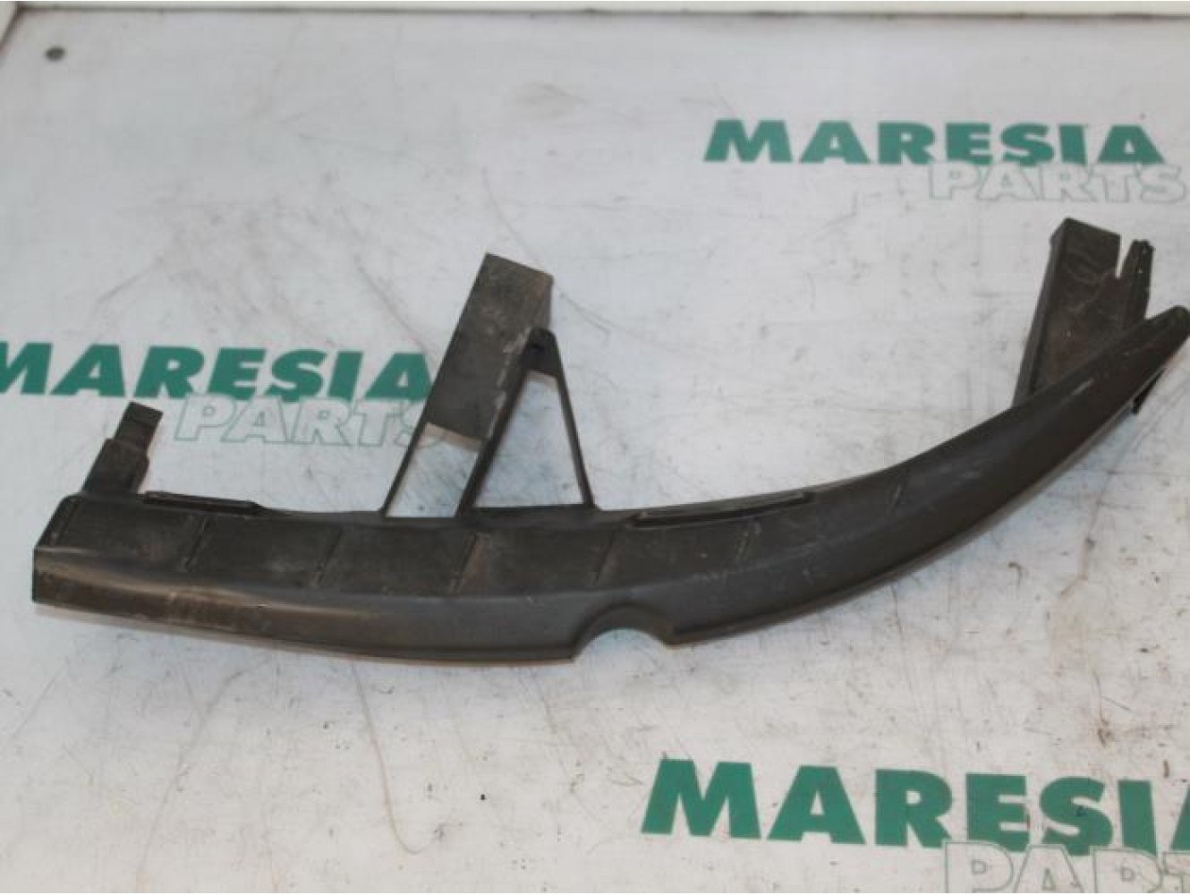 Renault - Megane Scenic - Front panel
