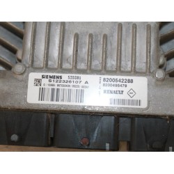 Renault - Megane Scenic - Computer Motormanagement