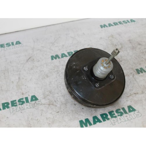 Renault - Twingo - Brake servo