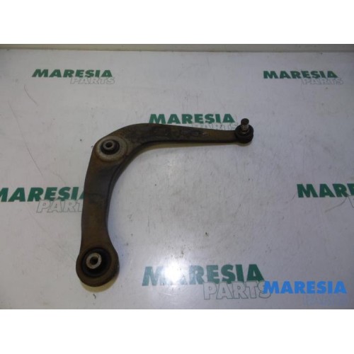 Peugeot - 206 - Front lower wishbone, right