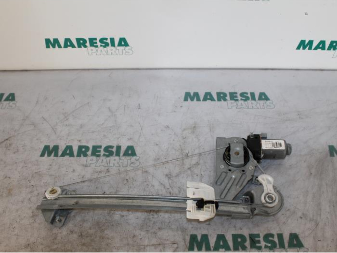 Peugeot - 206 - Rear door window mechanism 4-door, right
