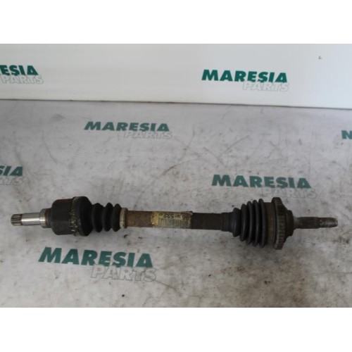 Peugeot - 206 - Front drive shaft, left