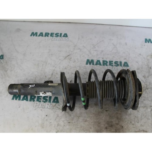 Peugeot - 206 - Front shock absorber rod, right