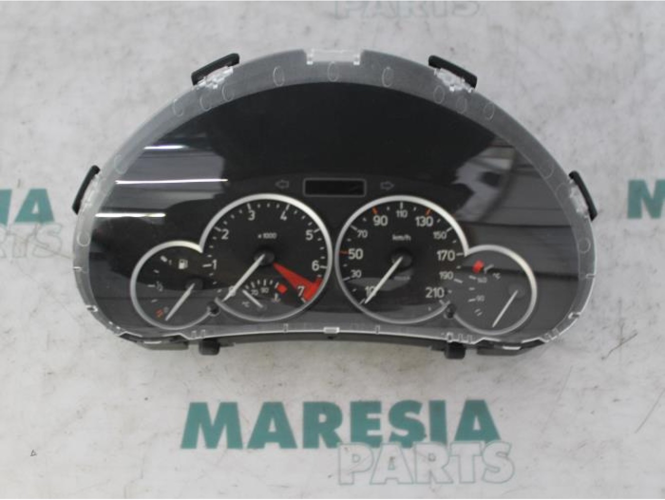 Peugeot - 206 - Instrument panel