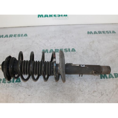 Peugeot - 208 - Front shock absorber rod, right