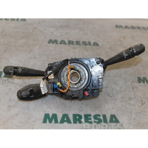 Peugeot - 208 - Steering column stalk