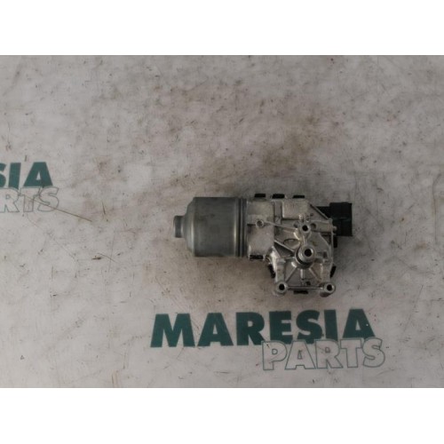 Peugeot - 208 - Front wiper motor